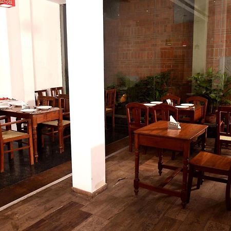 Hotel Sabareesh Park Madurai Bagian luar foto