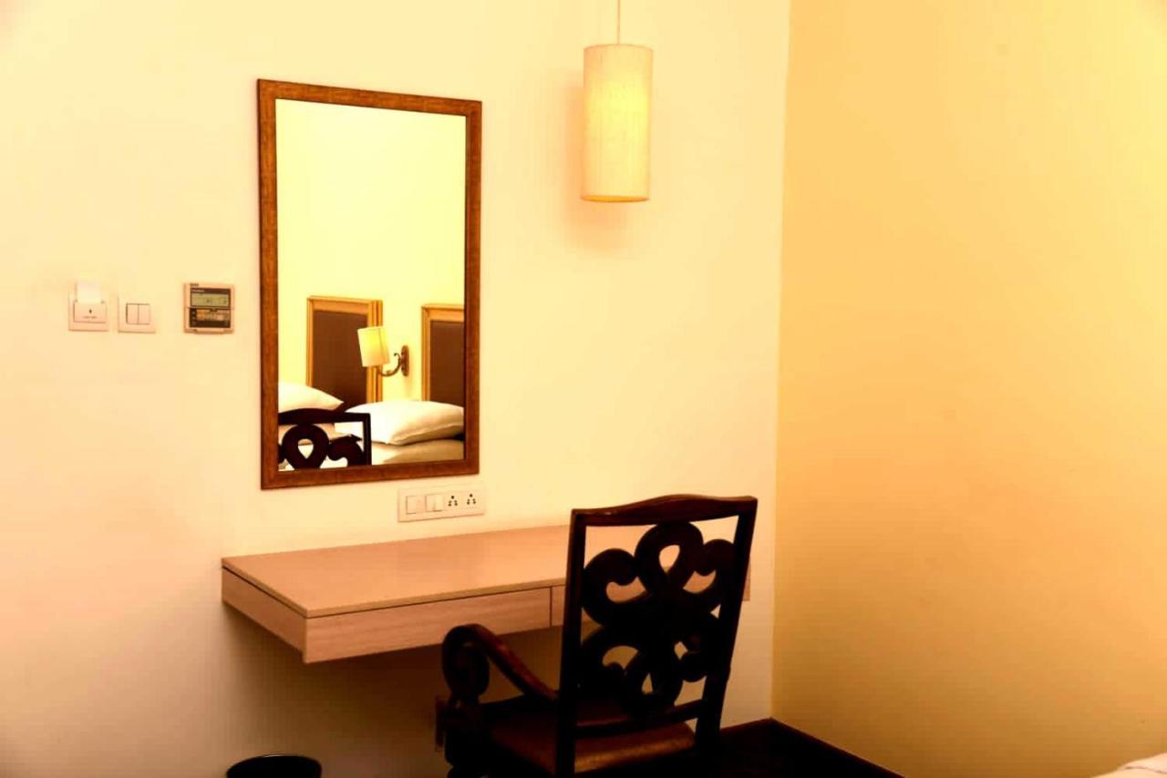 Hotel Sabareesh Park Madurai Bagian luar foto